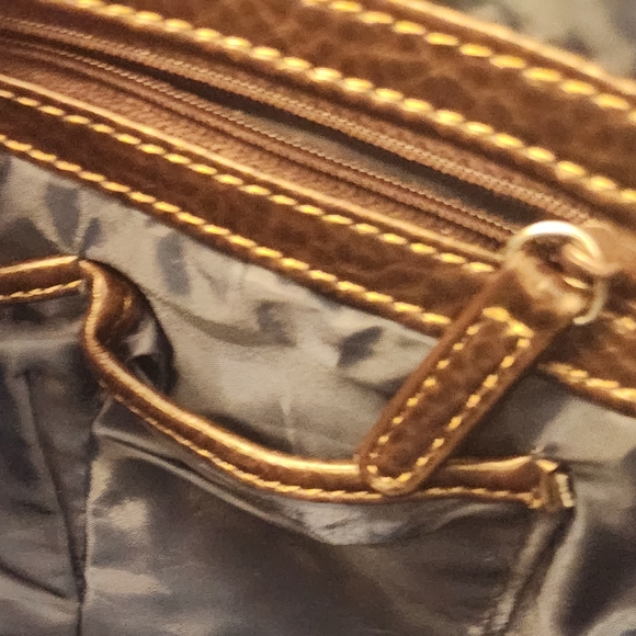 Tommy Hilfiger (1985) Women's Brown Purse Faux Leather Handbag - Picture 13 of 16